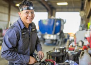 Ferguson Truck Center mechanic Gustavo in shop
