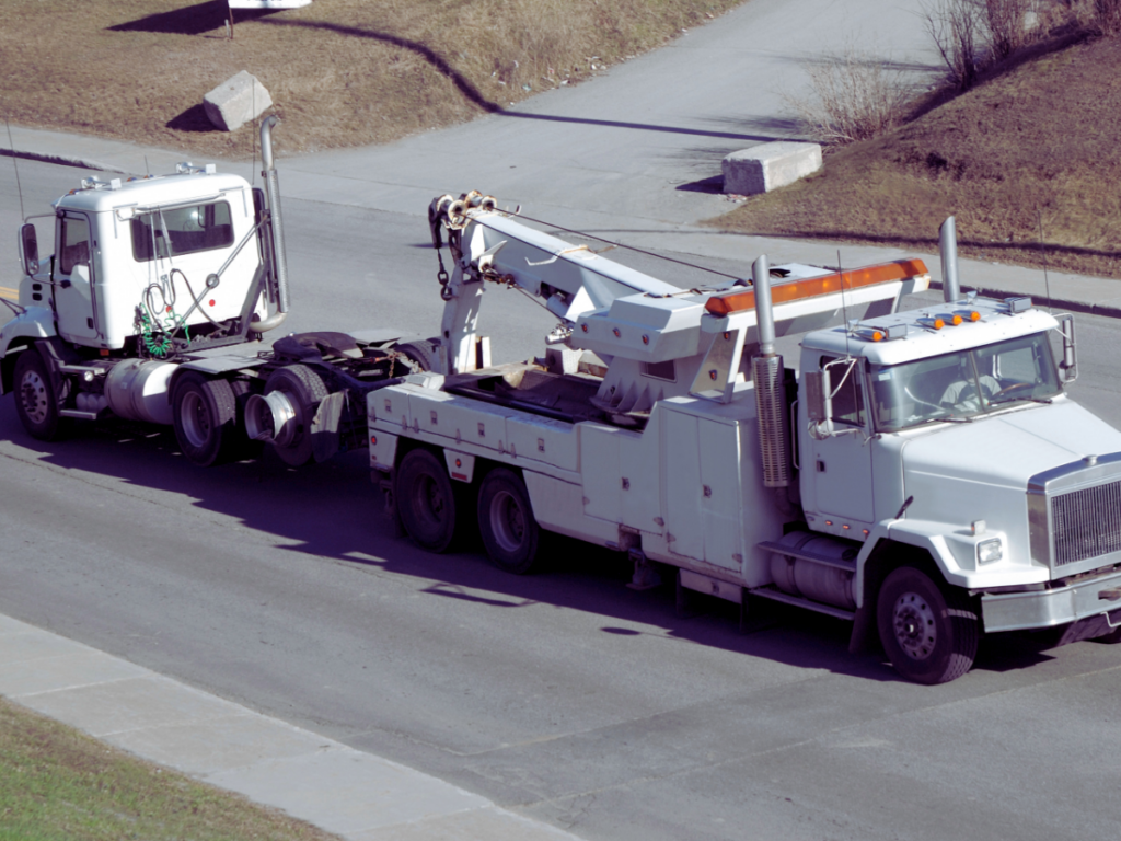 24 hr towing in Conroe, TX